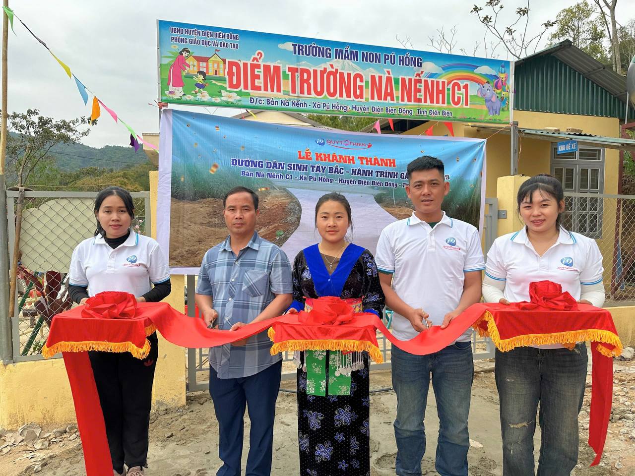 Hình ảnh người dùng tương tác công bằng trên nền tảng game đổi thưởng, thể hiện quy tắc hành vi